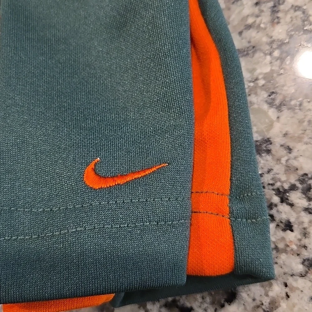 NIKE MIAMI HURRICANES CHEERLEADER DRESS. SIZE 18 MONTHS.